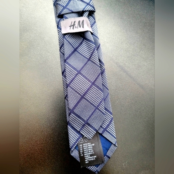 H&M - Steel Gray & Blue Skinny Tie - Picture 3 of 3